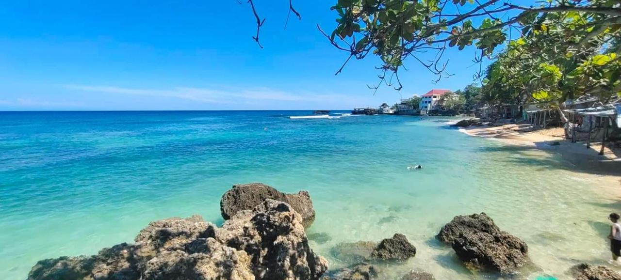 Traditional Private Guesthouse In Patar Beach Bolinao Eksteriør billede
